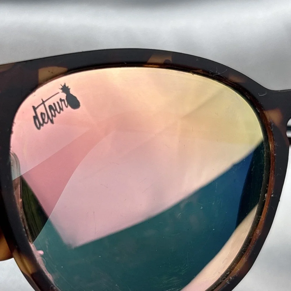 Detour Hurricane‎ Sunglasses Mirrored Polarized Lenses Metal Tortiseshell